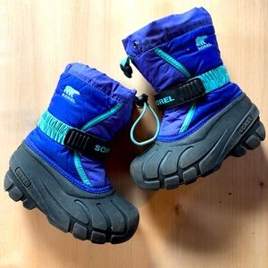 Girls Sorel insulated boots sz 11